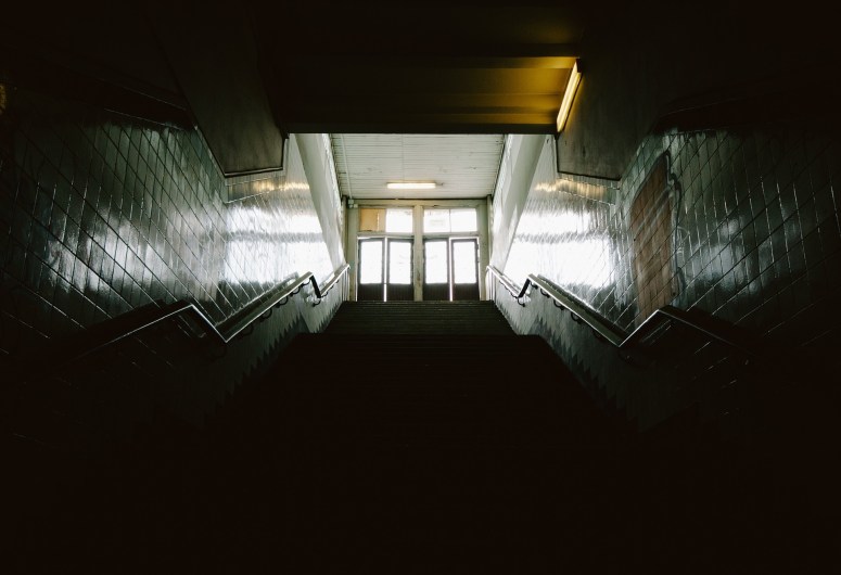 stairwell-691820_1920.jpg